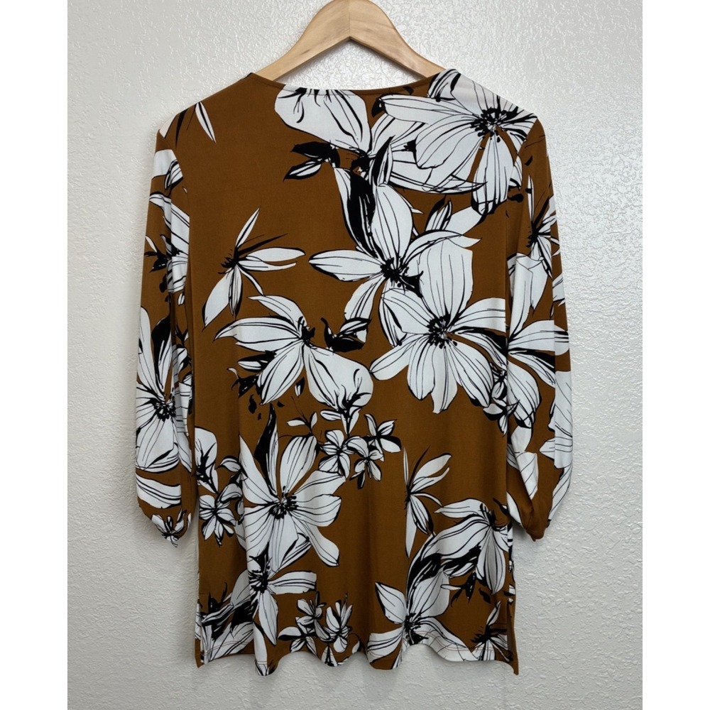 Susan Graver Copper Brown Floral Inspired Top Liquid Knit Size M 3/4 sleeve - Picture 2 of 6
